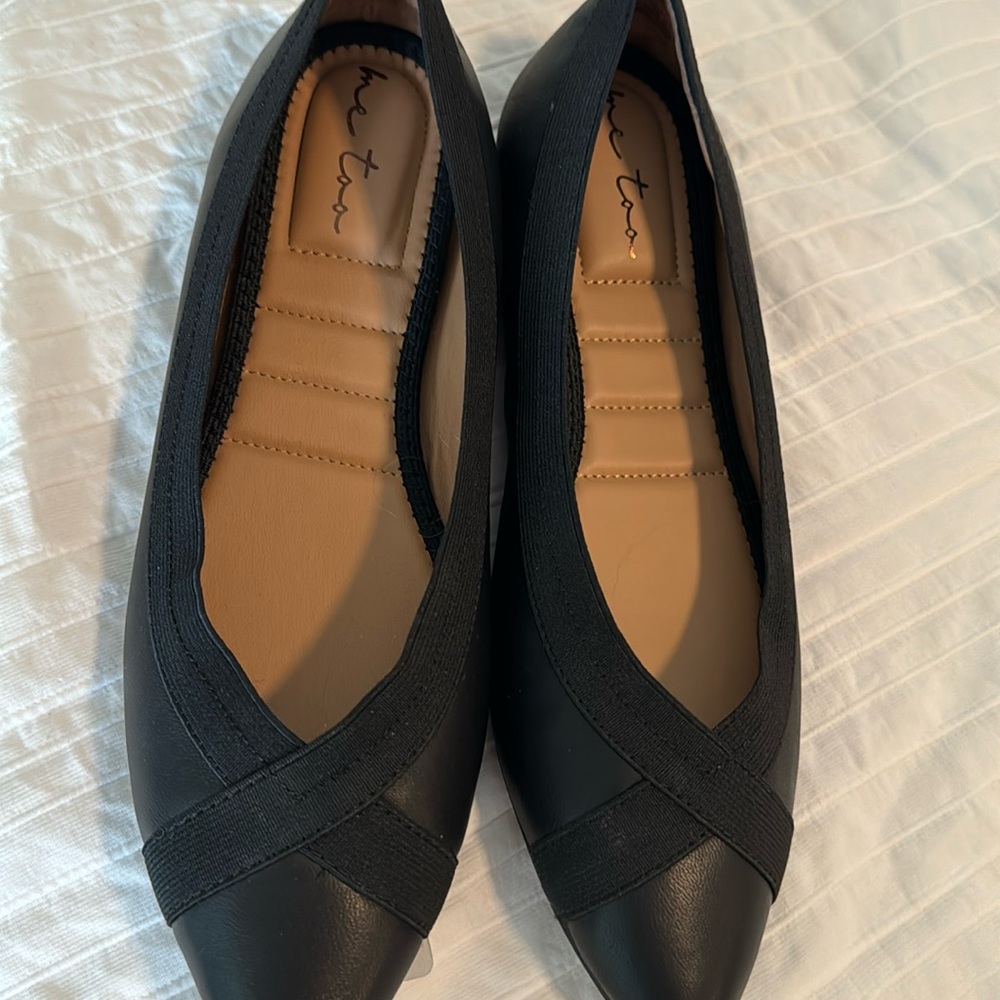 Me Too black flats. NWT